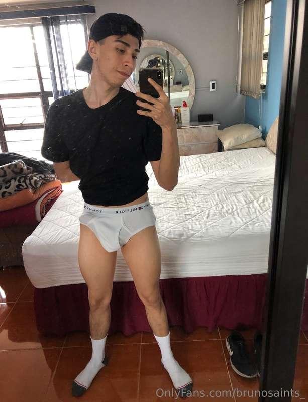 Just thinking about fucking makes me so horny, 🥵 sometimes I..