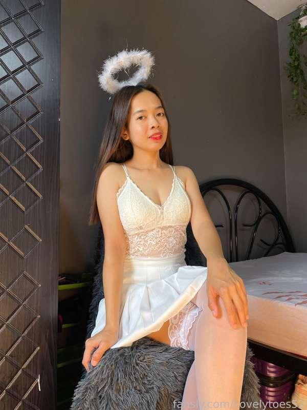 lovelytoes52 image #2