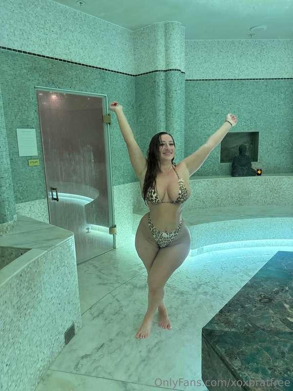 i want you to kiss every inch