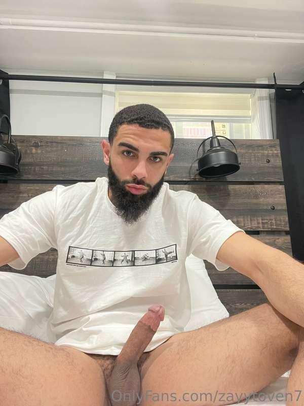 Goodmorning, you need big dick energy???
