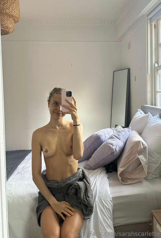 sarahscarlette image #0