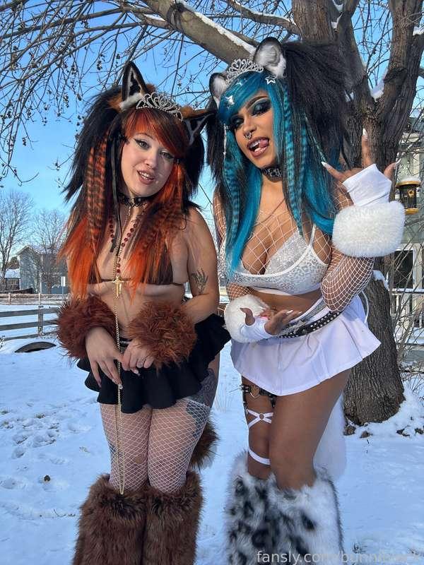 Im so glad im not in the snow anymore dawg im so bad at being cold i hate it
BUT THE PICS THOOO
ft @fayebunni 

TAGS:
#bunniblack #itsbunniblack #ebony #black #slim #lightskin #tan #mixed #cute #sexy #model #cosplay #alt #lingerie #alternative #fetish #costume #roleplay #lgbt #bisexual #bigtits #tits #anime #weeb #bignipples #faketits #busty #boobs #bigboobs #bimbo #scene #scenequeen #emo #alt #leopard #snowleopard #rawr #rawrnie #snow #whitehair #elf #darkelf #hentai #sheer #dnd #rouge #fantasy #mimic