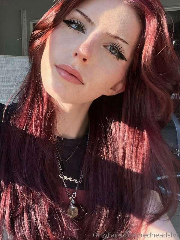 just a couple more selfies :)