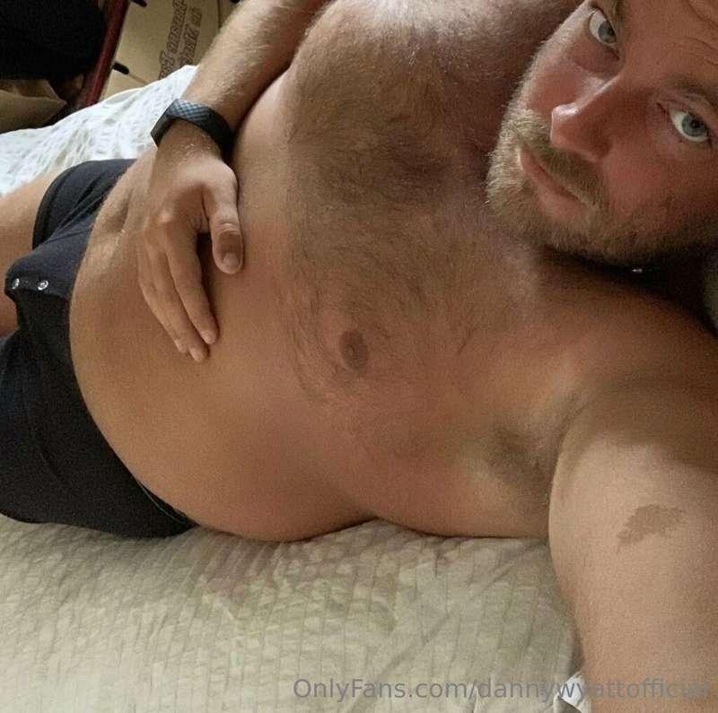 dannywyattofficial image #0