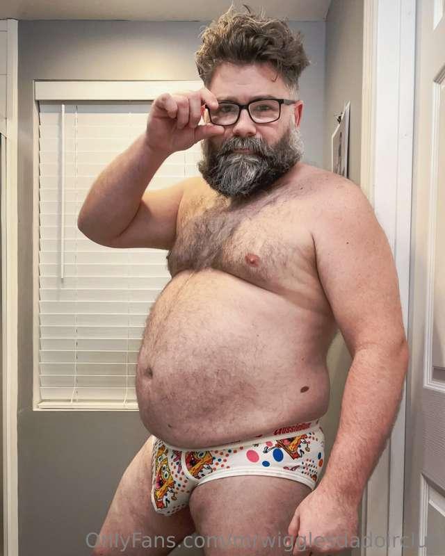 I love my new SpongeBob briefs! I hope you do too.
🫧🧽🍍🦑🍔 🐌 🪨..