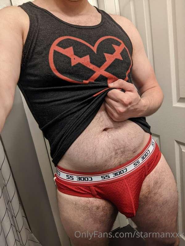 Did someone say it's Tummy Tuesday? 😈❤️