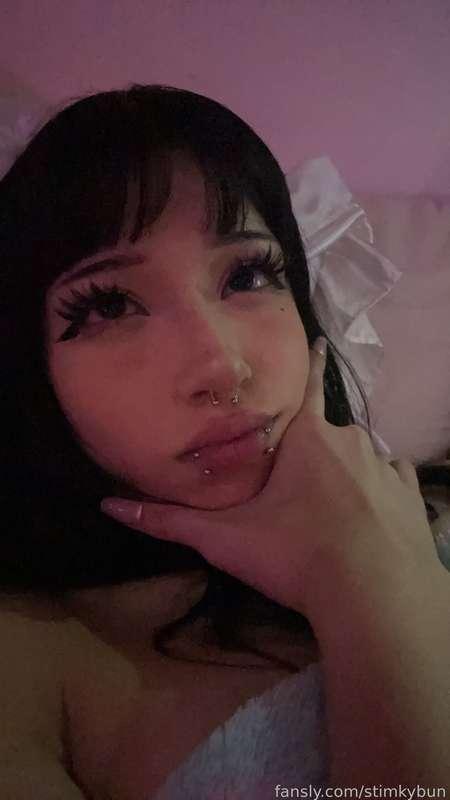 currently eating waffles😽

#egirl #alt #cute #skinny #feet #latina #asian #smallboobs #babyface #young