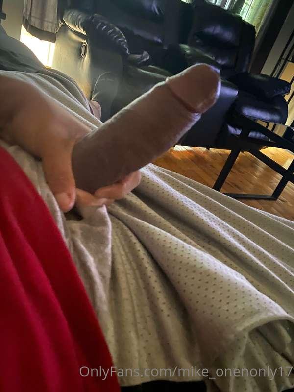Couple dick pics just for show