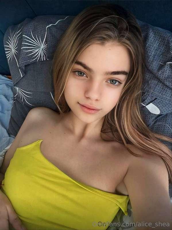 🟡She @alyafoxy needs your cock more than ever🟡
This beauty w..