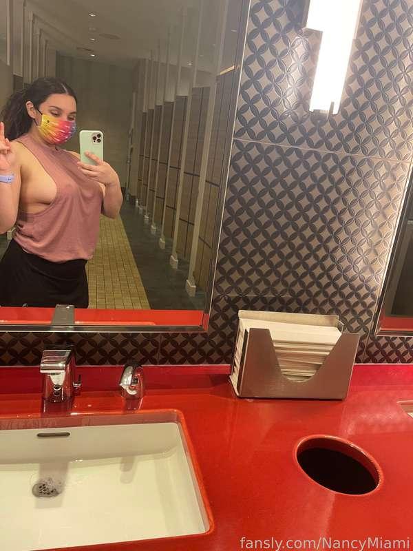 nancymiami image #1