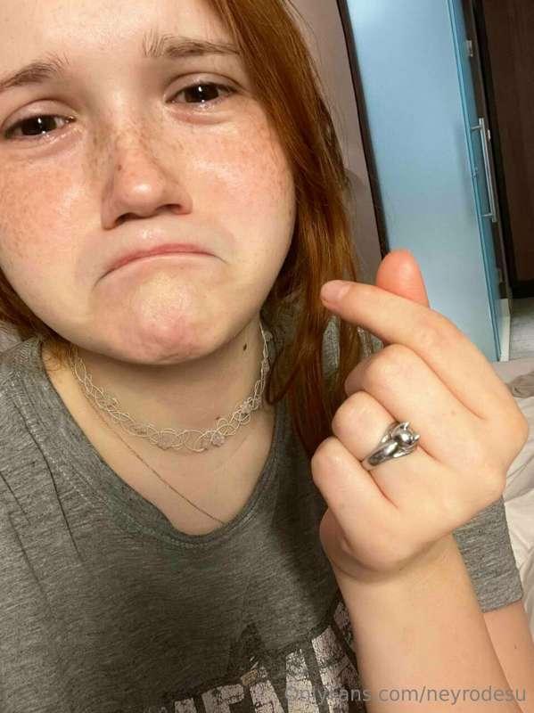 Hey guys, does anyone here have BED (Binge Eating Disorder)?..