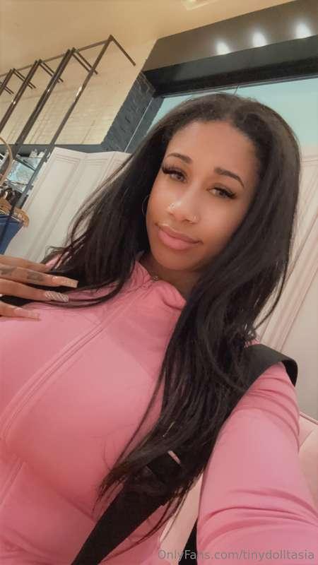 I'm bored, any request?💖