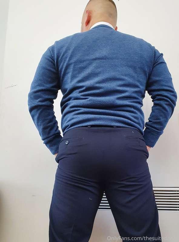 thesuitedboss image #9