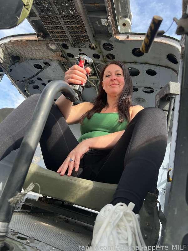 adrenasapphire_milf image #5