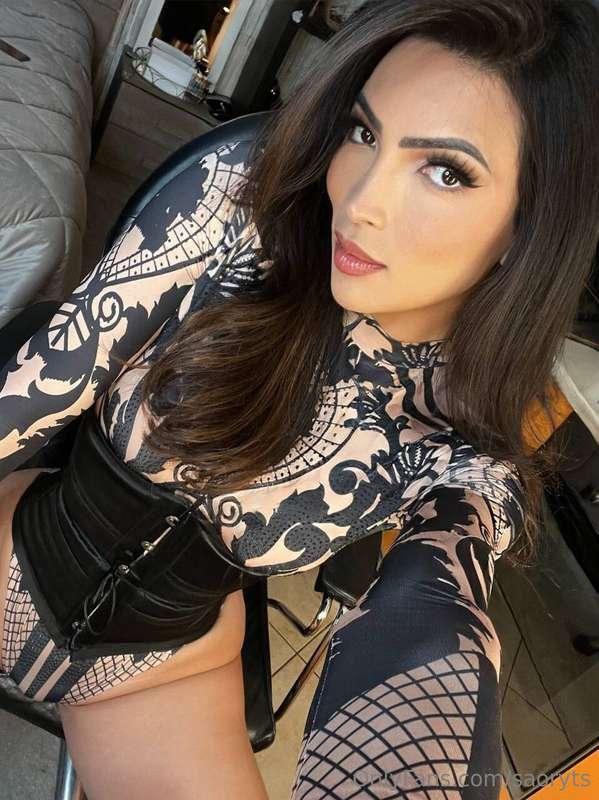 😘👠🖤