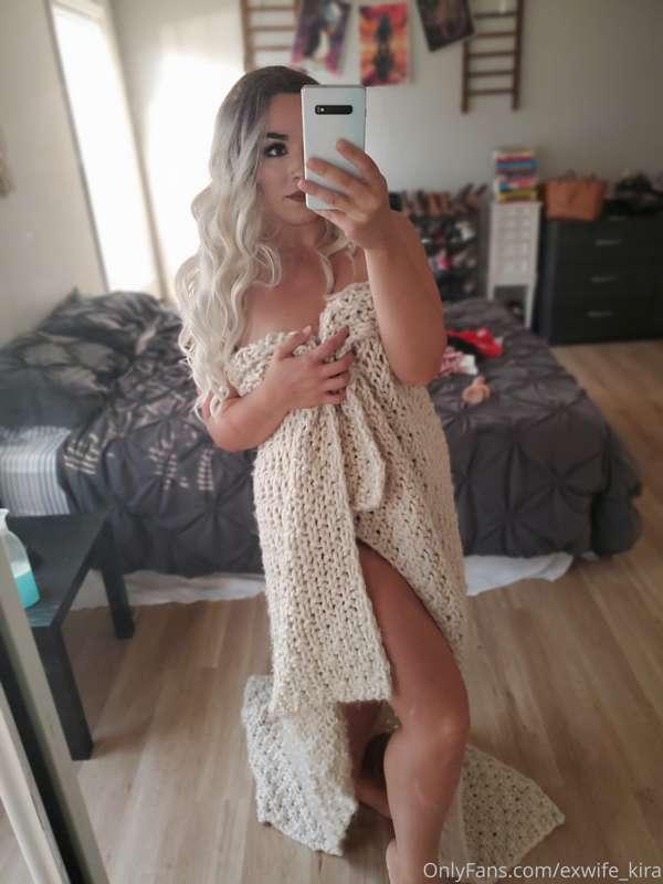 Let's fuck and cuddle all day long 💕💕