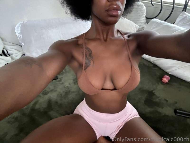 goodmoaningggg new subbies , i’m online come keep me some co..