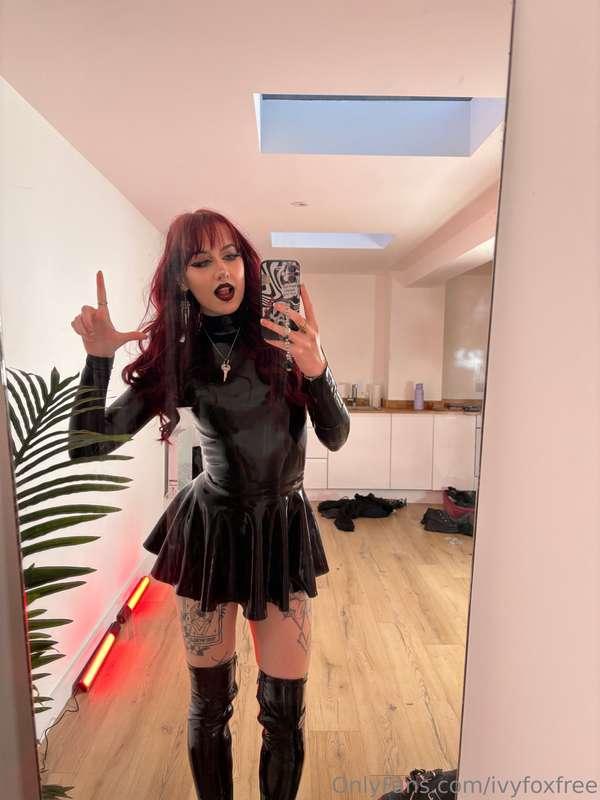 It’s so fun being me 😏