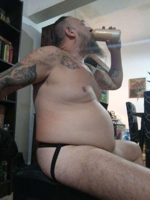 Beer ballbellied gordo