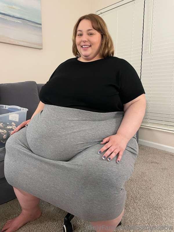 Here are the photos from my last try on video, Something to ..