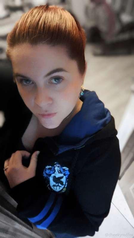 Getting fresh in my ravenclaw quidditch sports kit... Or pos..
