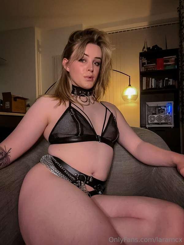Damn, this lingerie fits me just right… but I think it would..