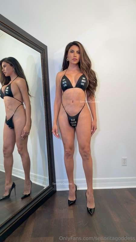 You like my new swimsuit ?