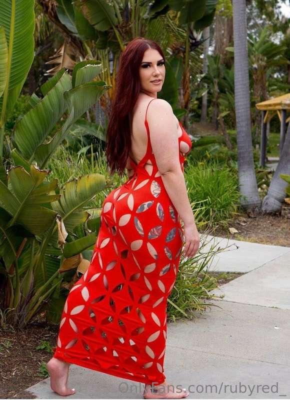A little commotion for the dress✨
