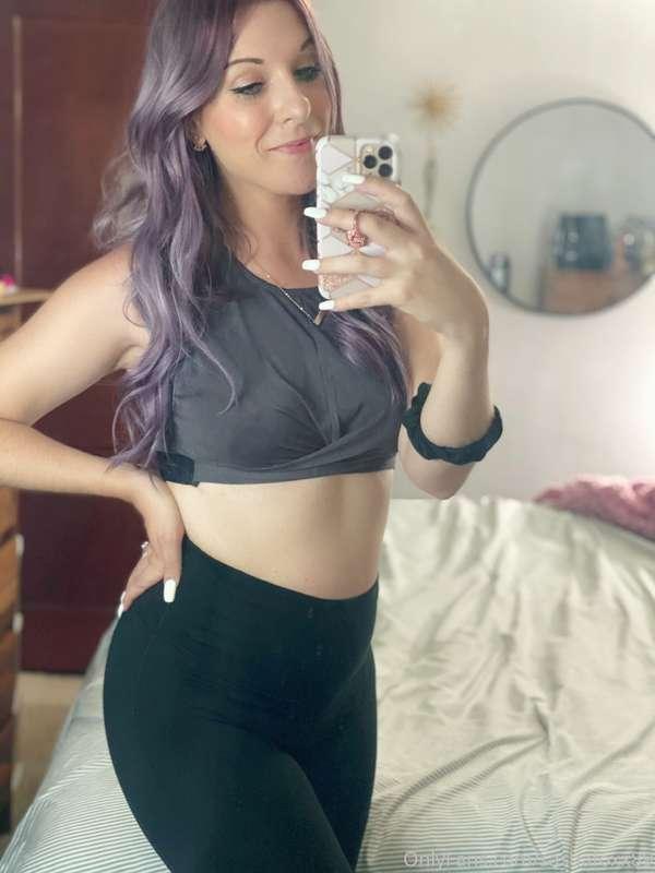 sashafoxx89 image #1