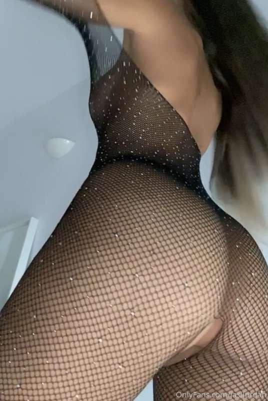 TIP TO STRIP… by the way, my lingerie is see thru 👀🍒  $24 ro..