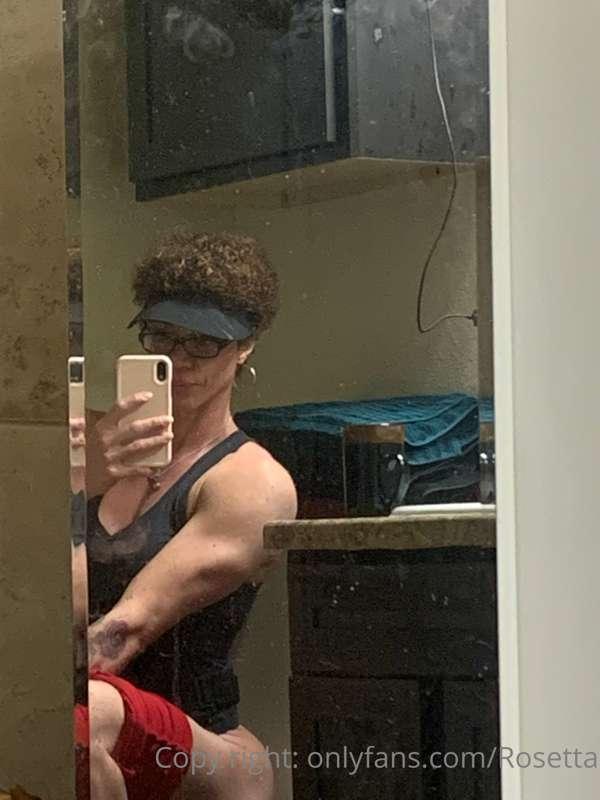 I have an issue with TP selfies. 🤣 maybe I need to take that..