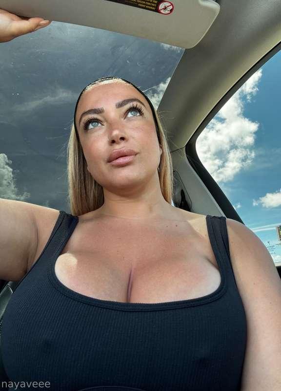 Hard times... I life goes on. Good morning <3 