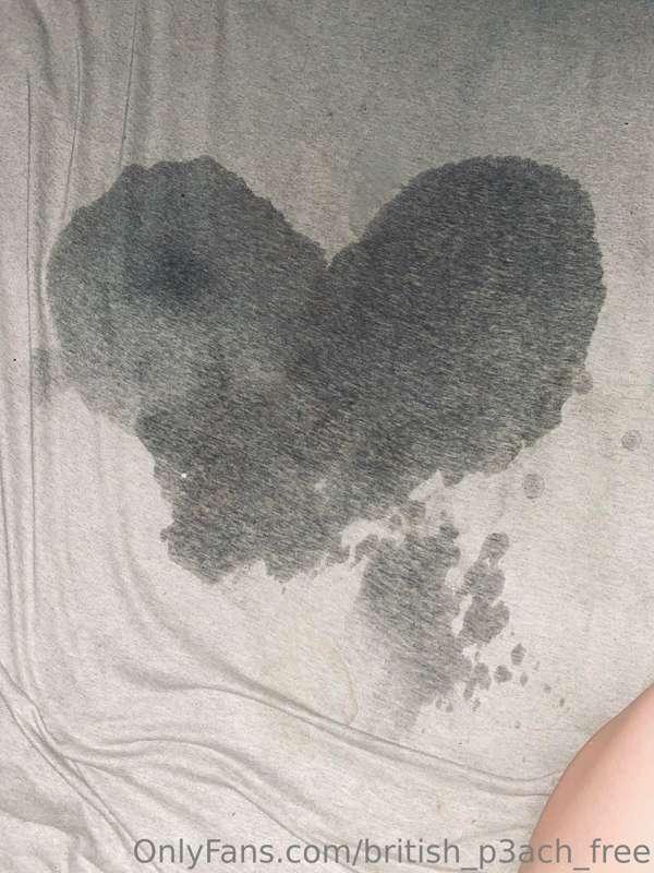 I 💦 everywhere last night and my ass print made it look like..