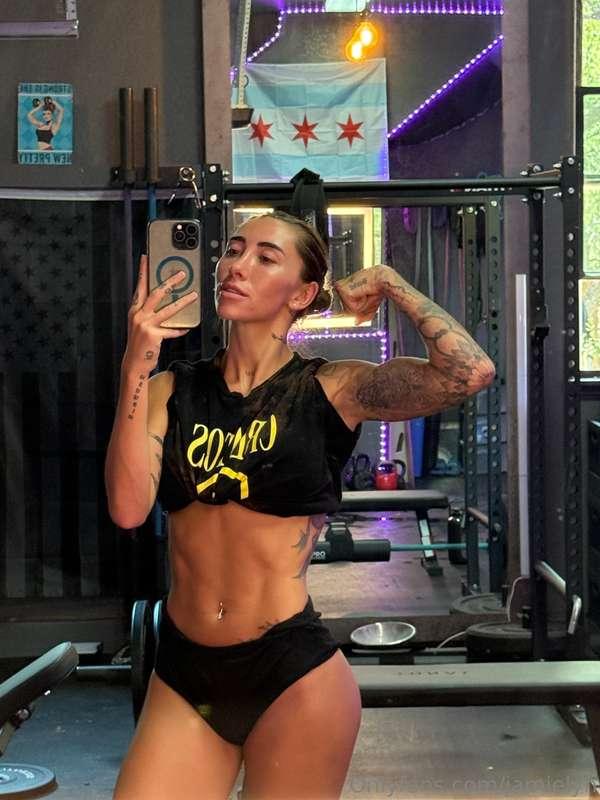 imagine me saying “good boy” right after this :3