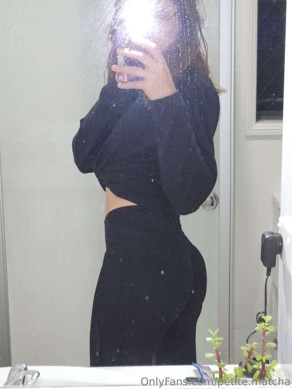 Should i buy more activewear~☆?