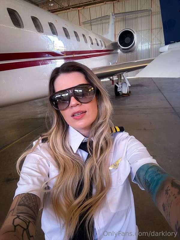 ** ✈️ This hot pilot👩🏼‍✈️is ready to taken off! Jump on boar..