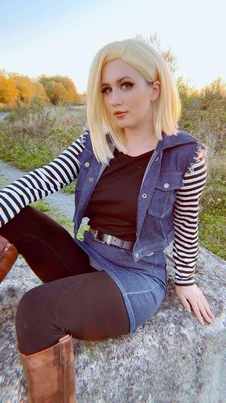 Android 18!!! She’s awesome 😎 I think her track suit outfit ..