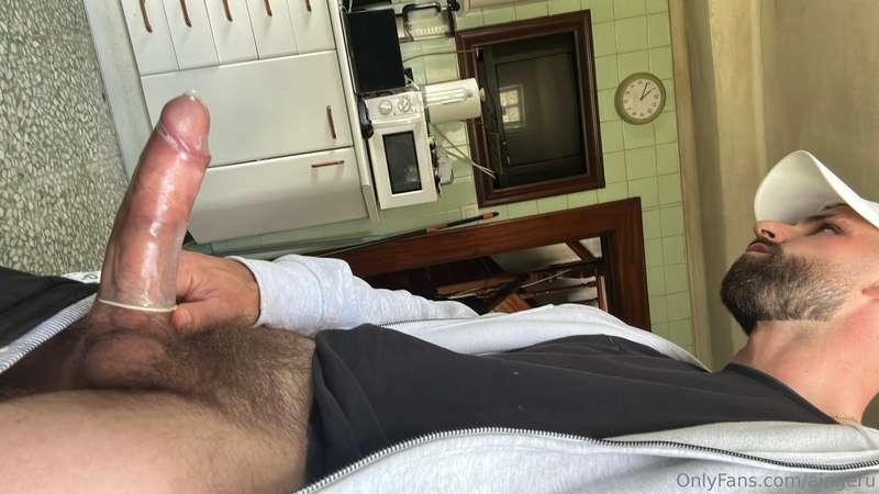 Condom or not ? 🤪💦