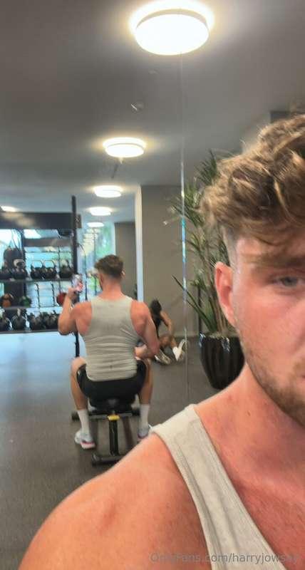 At the gym, wyd?