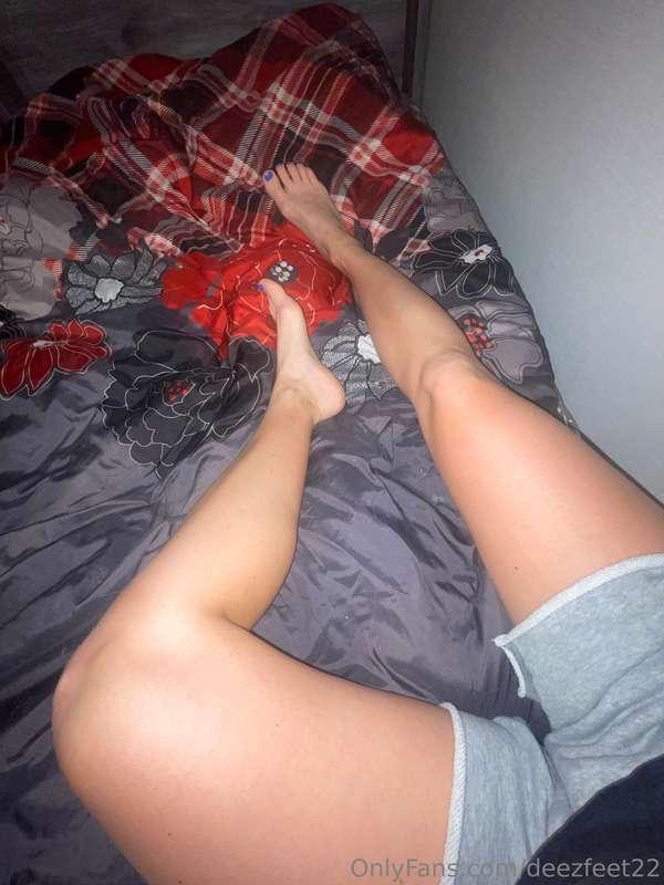 Who wants to play with me