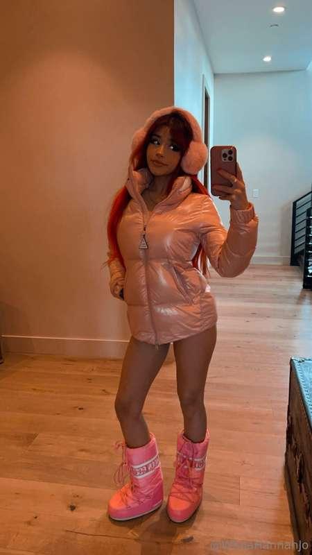 whoahannahjo main image