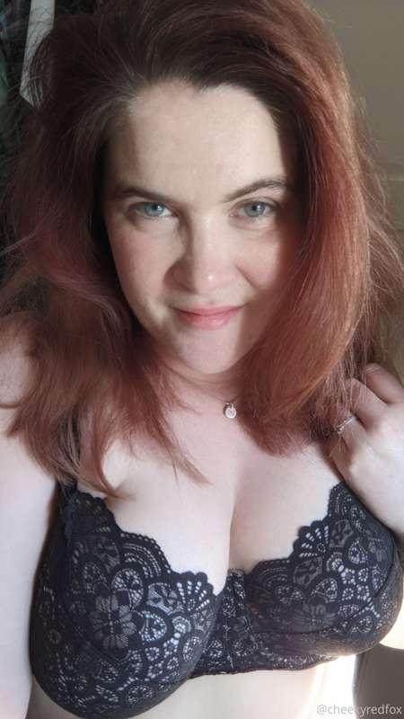 cheekyredfox image #1