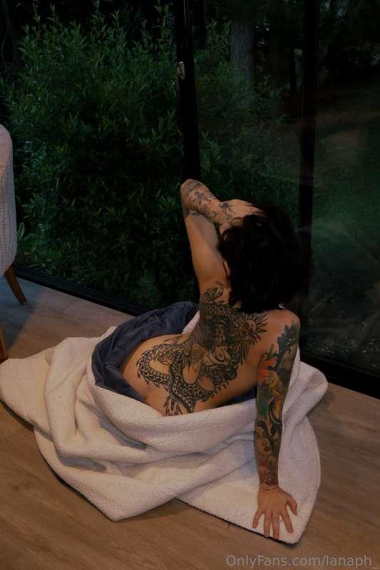 I wrapped myself in the calm of the morning, but my mind is ..