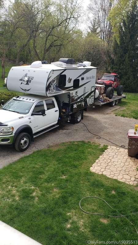 Almost loaded up to head to moab Utah to do some wheeling