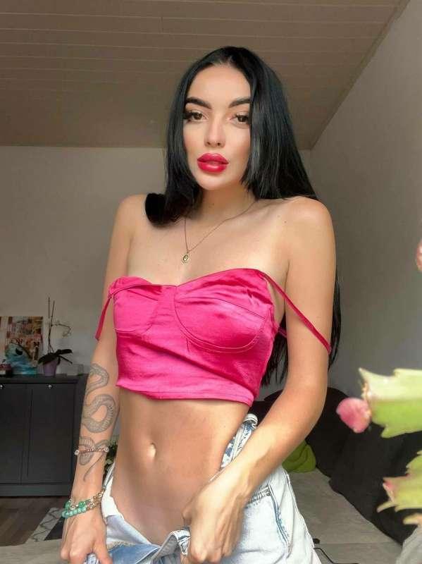 What are you dreaming about today, dear? 🥰