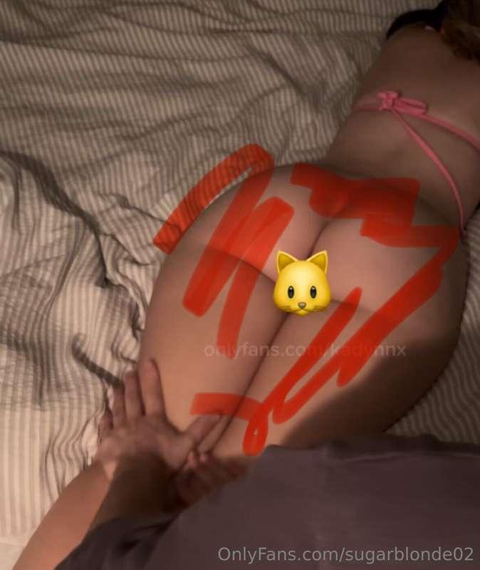 New couple oil massage with pussy flash on @kadynnx