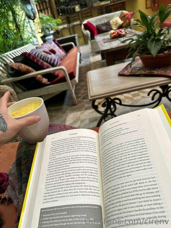 Reading 📖 break. 😌