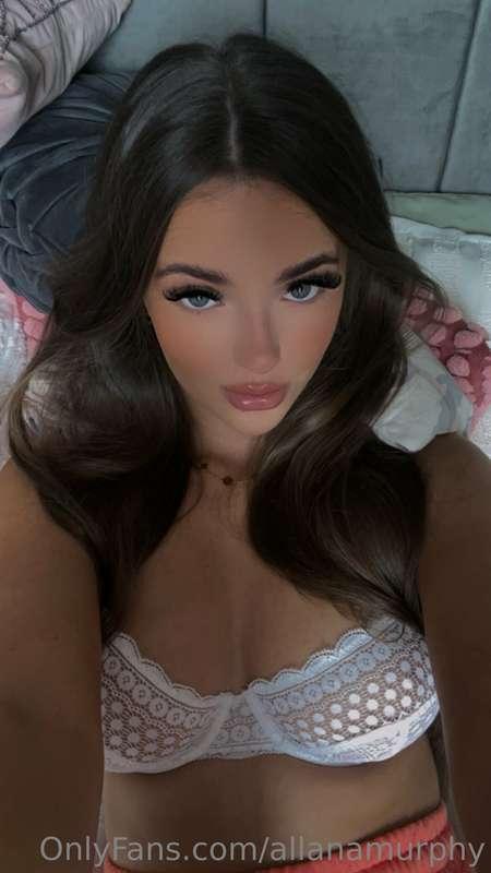 Pov. under neath u whilst u cum on my face 👅😈
