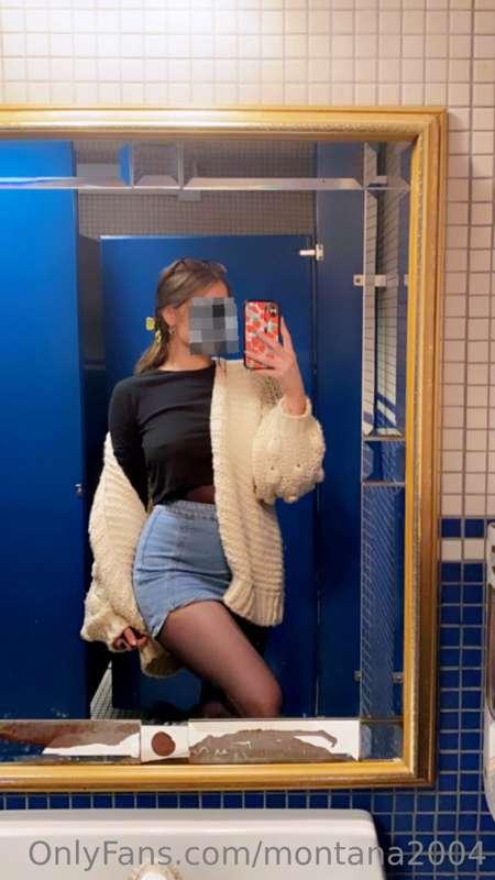 Goodnight b ✨♥️ happy late valentines 🌙