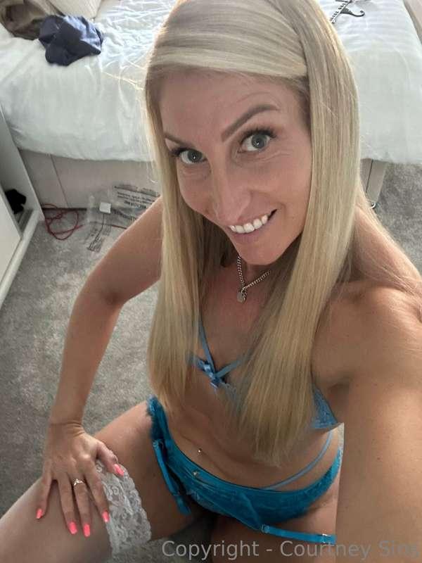 Check your DM’s babe! 💋 xx